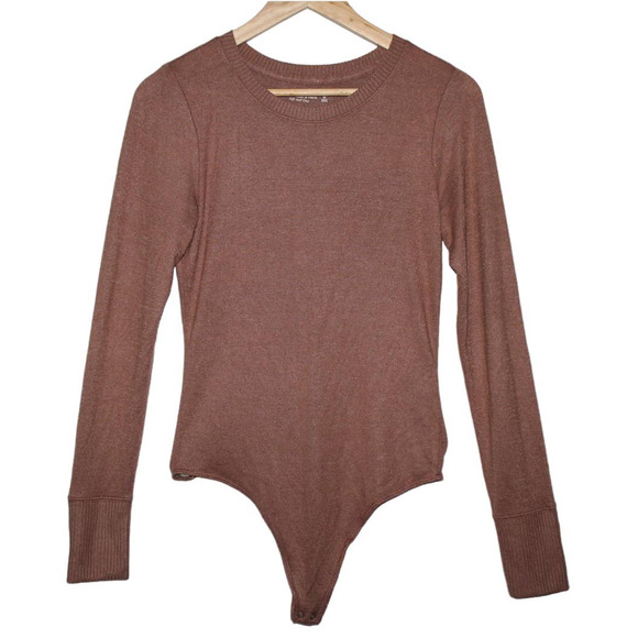 Abercrombie & Fitch Soft AF Cozy Tan Brown Knit Long Sleeve Bodysuit Size Medium - Picture 1 of 5